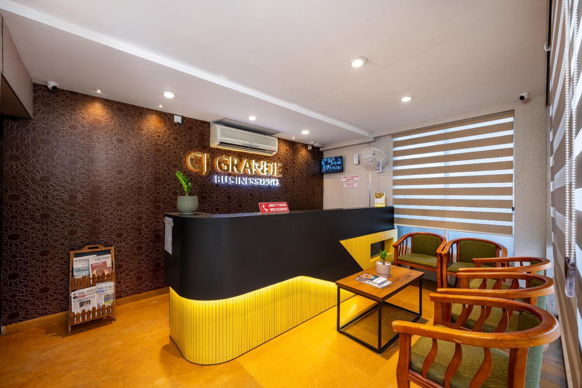 Cj Grande By Jesway Hotels & Resorts Kochi Exterior foto